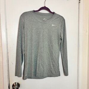 Nike Dryfit Long Sleeve T-Shirt - Size M